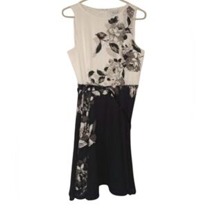 Elle Monochrome Floral Midi Dress